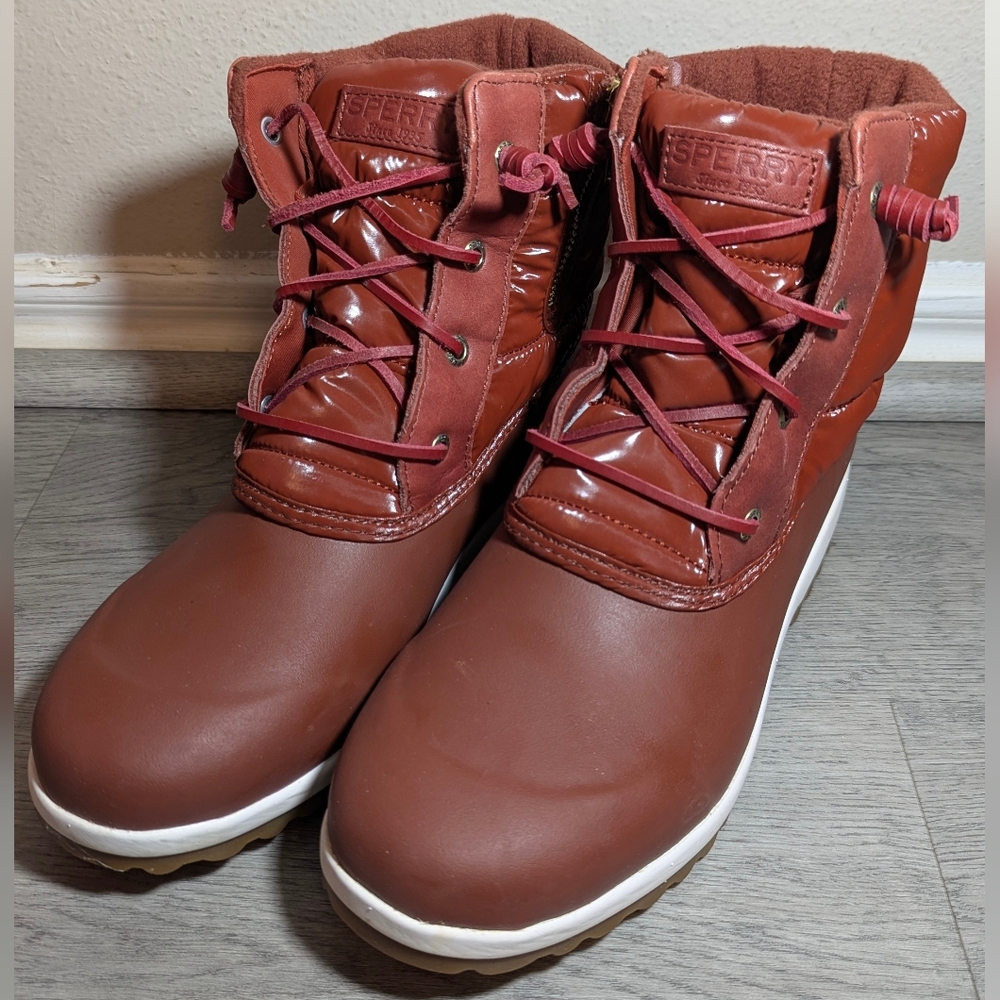 Sperry Women's Maritime Repel Snow Boots Red Nylon